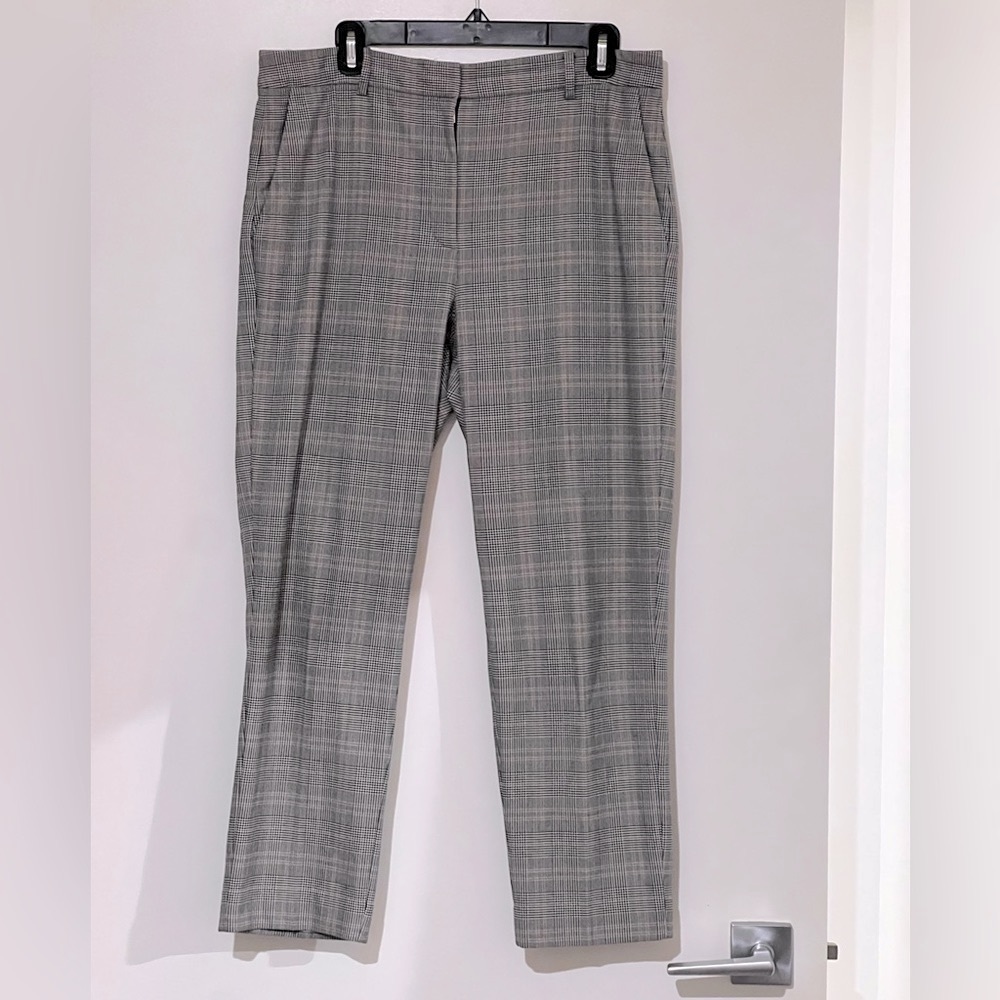Babaton Quentin Pant